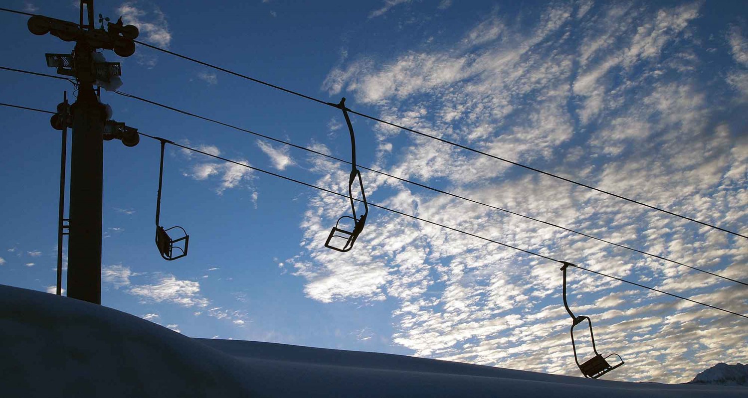 朝、運行前のリフト