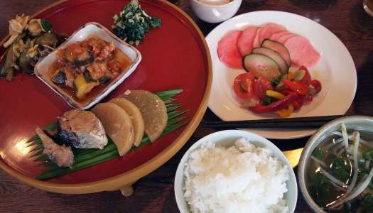 暑中お見舞い申し上げます